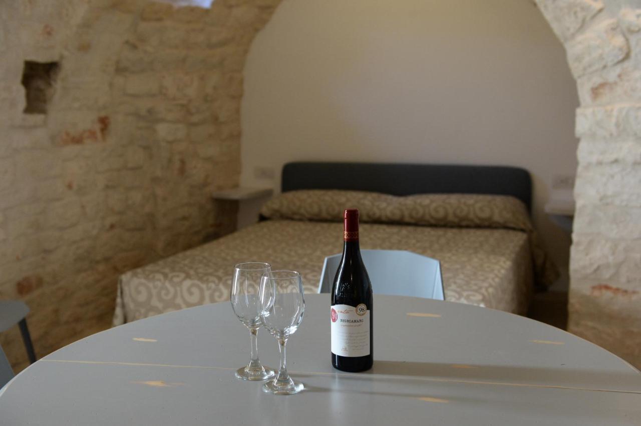 Trullo Vino & Amore Альберобелло Екстер'єр фото